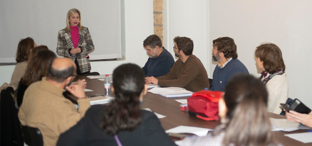 UCA y Diputación de Cádiz lanzarán un programa de becas para cooperantes y voluntariado internacional