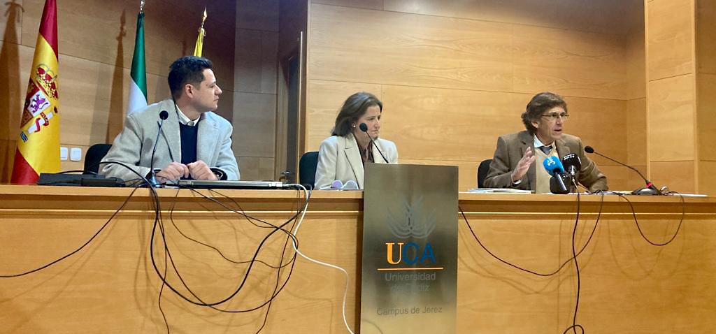 Presentación de la ‘Guía de Derechos Fundamentales de las Personas Mayores’ de la Junta de Andalucía en el Campus de Jerez