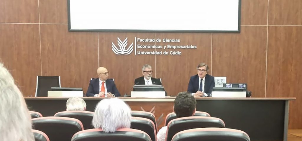 Presentación en la UCA del libro ‘Más difícil todavía’ de Juan Torres