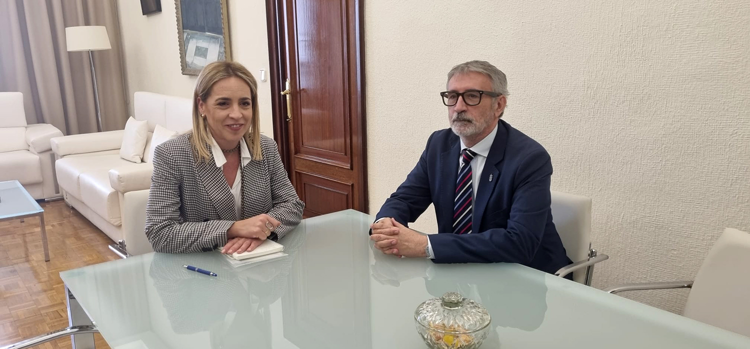 Reunión institucional entre el rector de la UCA y la presidenta de Diputación