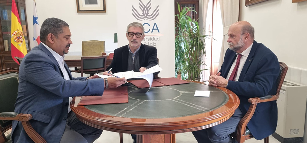 UCA y Estación Científica COIBA-AIP de Panamá cooperarán en investigación y transferencia