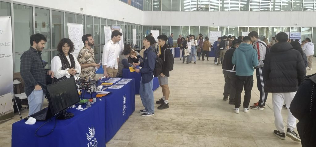 3.000 estudiantes de enseñanzas medias participan hoy en las XIV Jornadas de Orientación la UCA en el Campus de Jerez