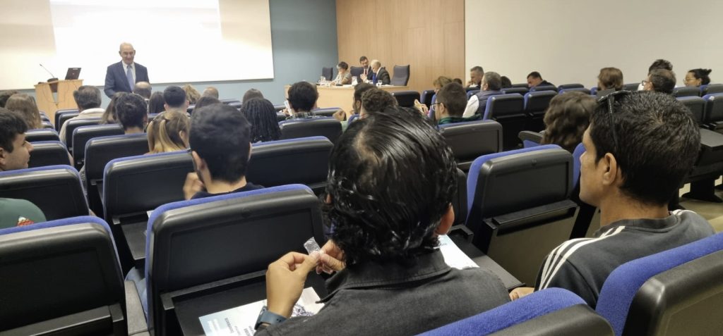 La Facultad de Ciencias acoge las I Jornadas Internacionales de la Cátedra FLUIDMECANICA de la UCA