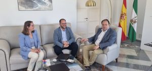 Rector de la UCA y alcalde de Castellar abordan los avances científicos en yacimientos del términ...