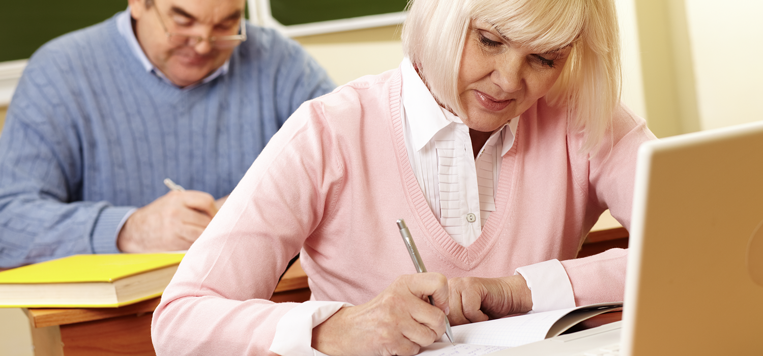Graduación del Aula Universitaria de Mayores en el Campus de Jerez