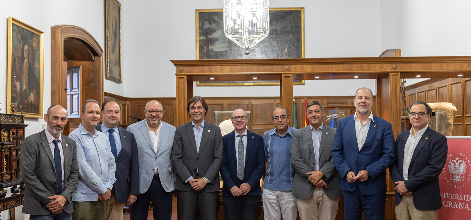 Paco Oliva, reelegido presidente de AUPA