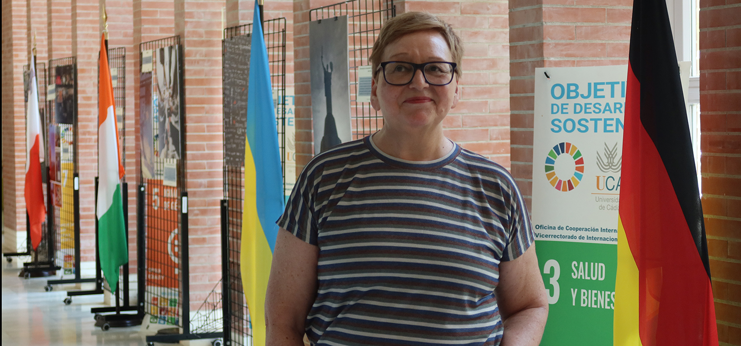 “La apuesta de la UCA por la internacionalización no sólo anima a los estudiantes a mejorar en idiomas: es un gran incentivo para el profesorado y el PTGAS”