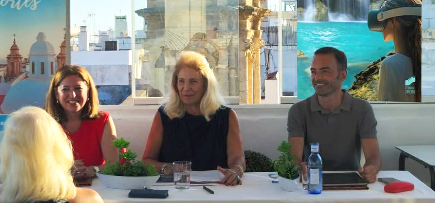 La UCA presenta el libro ‘Turismo experiencial: Marketing emocional para experiencias de viaje auténticas e inmersivas’