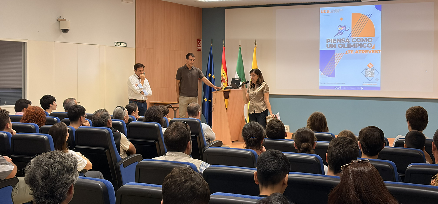 La UCA celebra ‘Piensa como un Olímpico’, donde más de 30 jóvenes de 16 localidades gaditanas participan en una iniciativa pionera de divulgación matemática