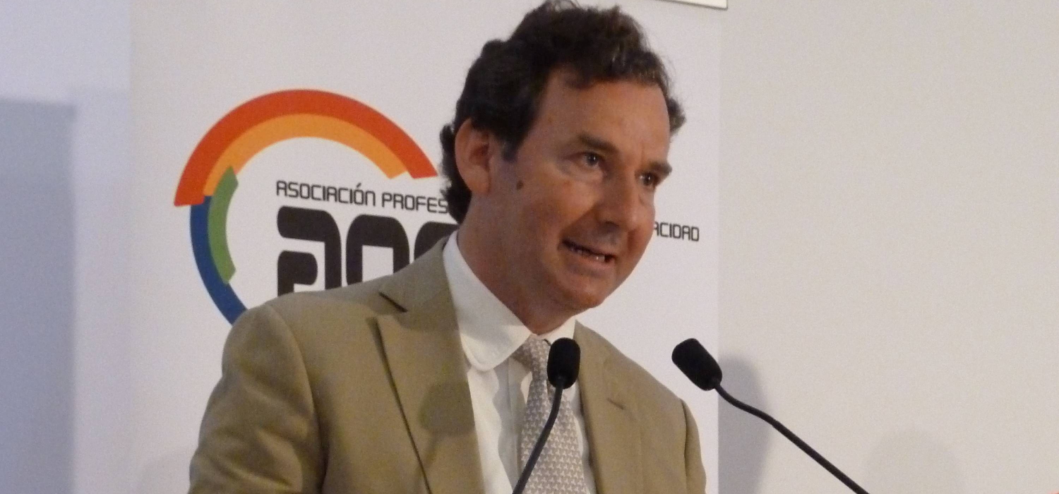 Antonio Troncoso continuará al frente del Departamento de Disciplinas Jurídicas Básicas de la Facultad de Derecho