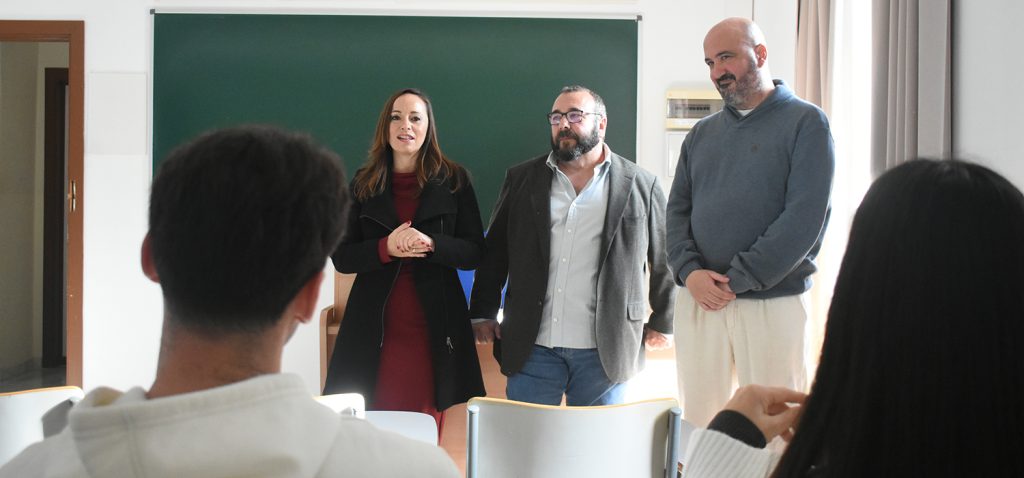 Filosofía y Letras acoge la conferencia ‘En el margen de los márgenes’ con motivo del Día Internacional de la Discapacidad