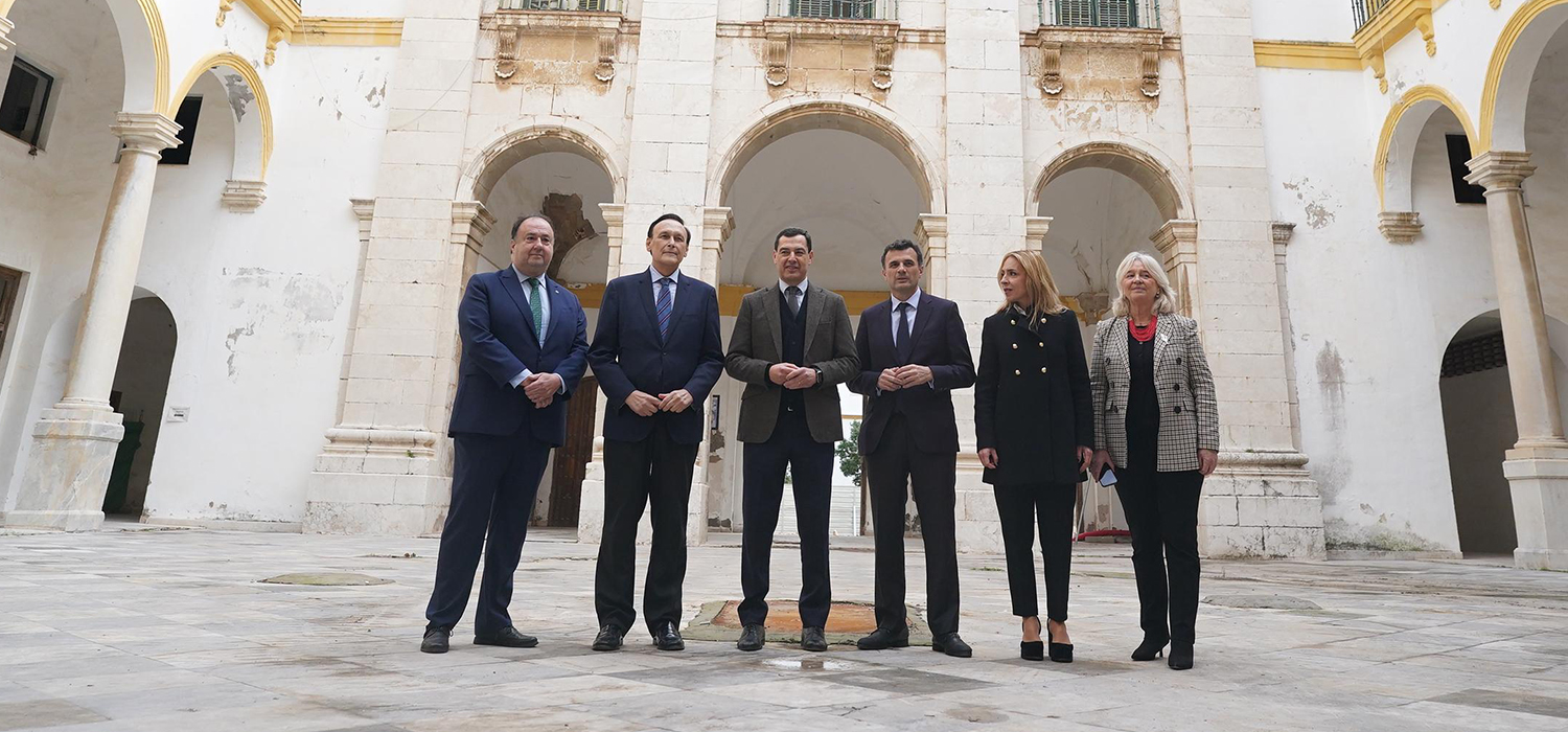 Rector of the University of Cádiz Accompanies the President of the Andalusian Regional Government on a Visit to the Valcárcel Restoration Works