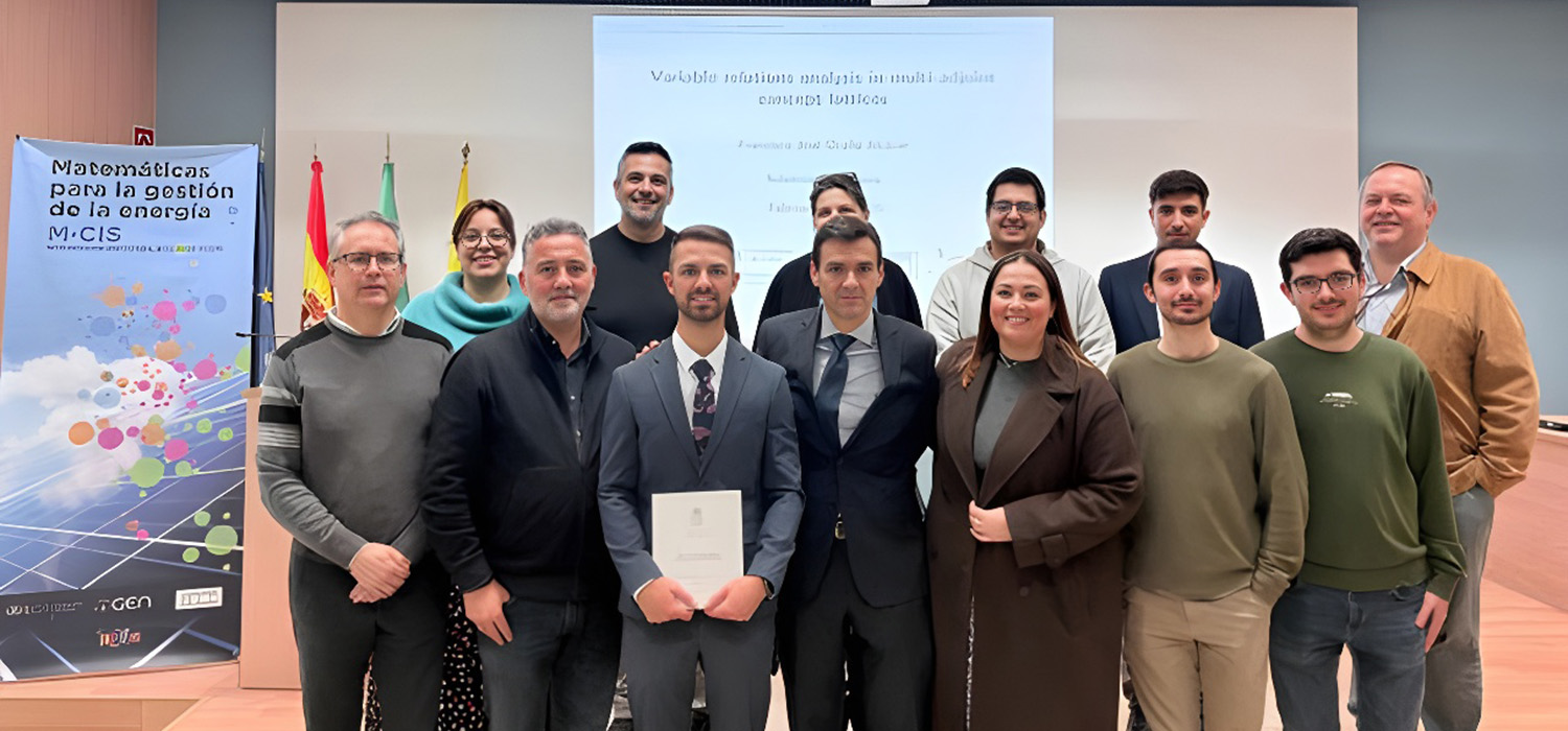 Una investigación de la UCA y GEN desarrolla nuevos modelos matemáticos para sistemas inteligentes aplicados a energías renovables