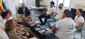 El rector de la UCA recibe al equipo UCAutoSailing tras su éxito en la Micro Ruta de la Sal
