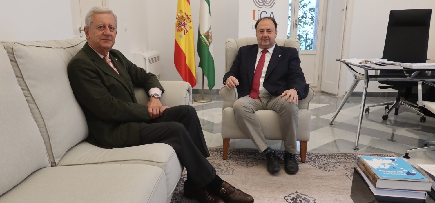 El rector de la UCA recibe al presidente de los Caballeros Hospitalarios de San Juan en Cádiz