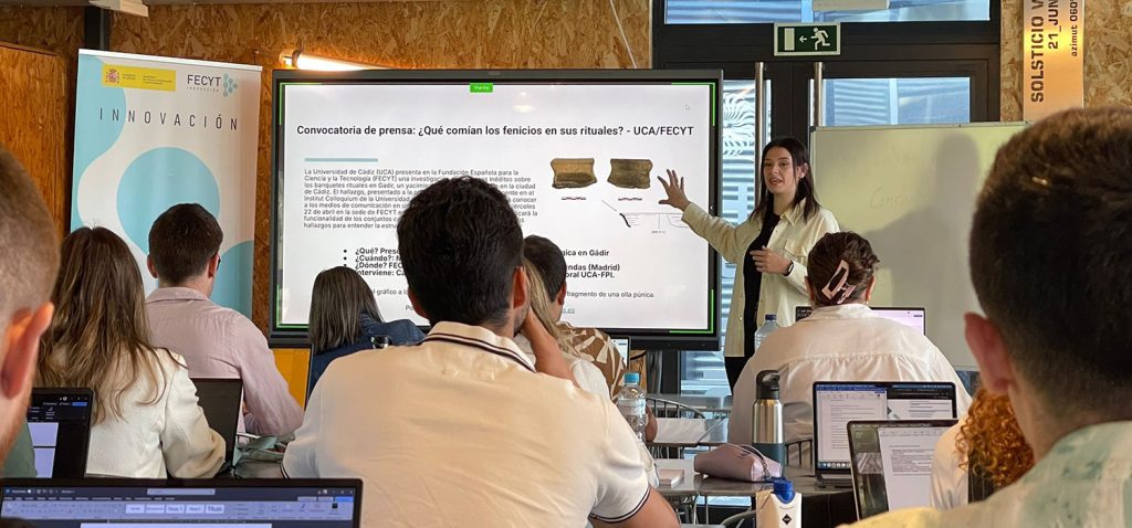 La Universidad de Cádiz, en un programa nacional de formación en comunicación social de la ciencia impulsado por FECYT y CRUE