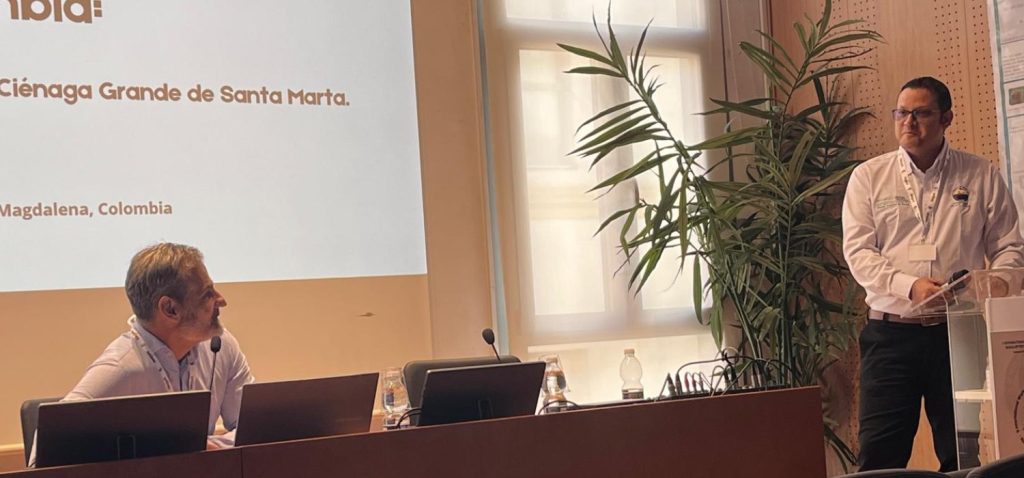 Expertos internacionales analizan en Ceuta estrategias para la gestión del alga invasora ‘Rugulopteryx okamurae’