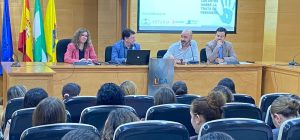 El Campus de Jerez acoge la presentación de una guía para desmontar mitos sobre la trata de personas