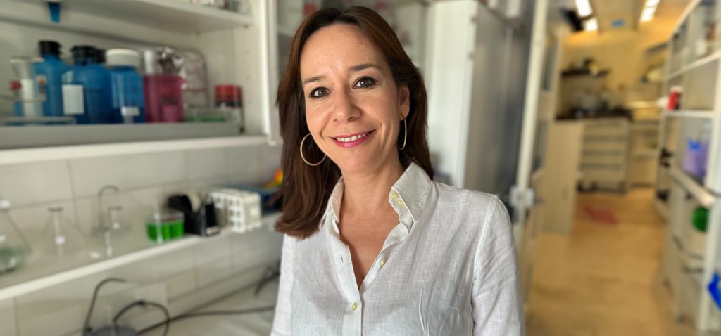 La catedrática Esther Berrocoso recibe el Premio a las Ciencias de la Real Academia de San Dionisio