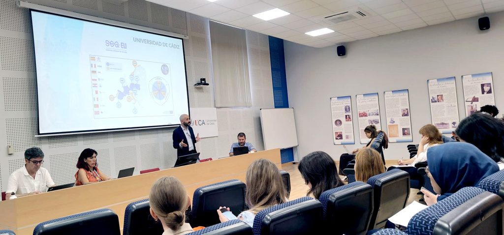 La Universidad de Cádiz reúne a especialistas internacionales en proyectos Erasmus+ para fortalecer la cooperación universitaria