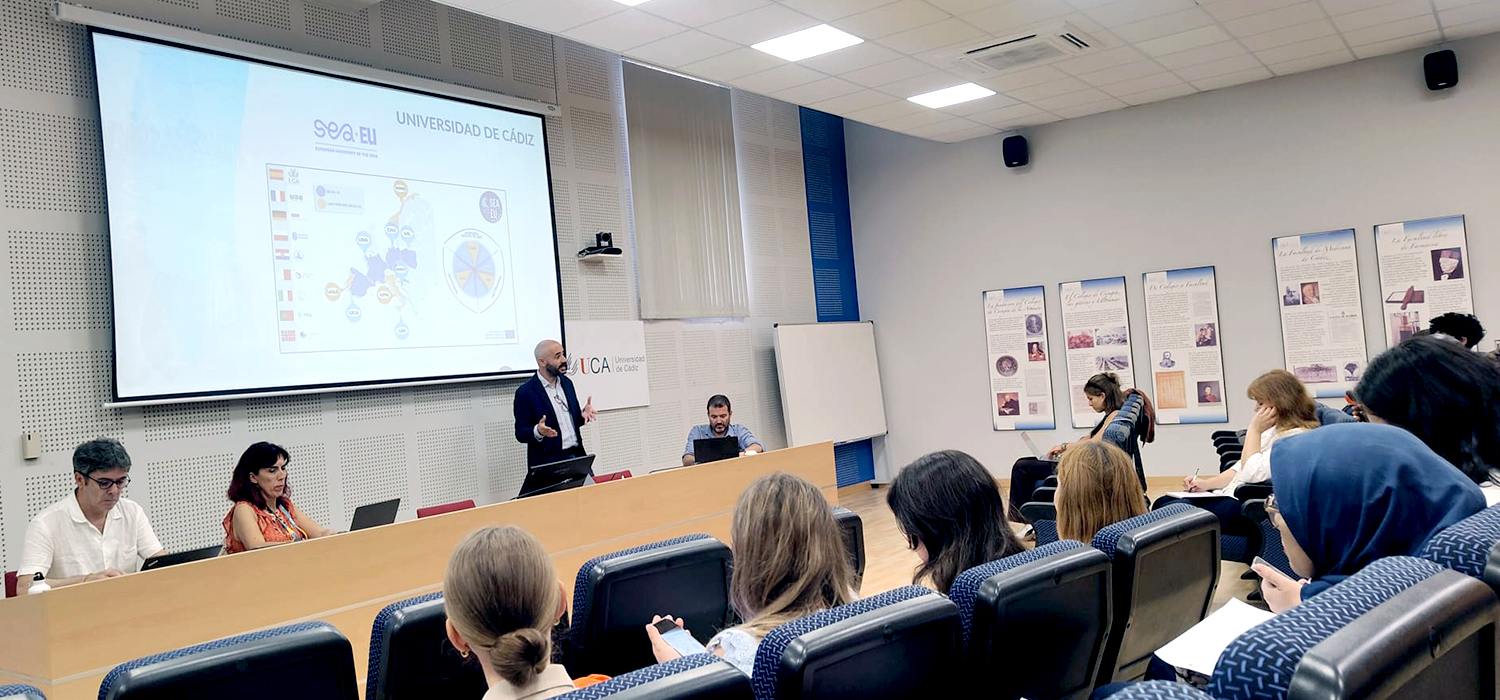 La Universidad de Cádiz reúne a especialistas internacionales en proyectos Erasmus+ para fortalecer la cooperación universitaria