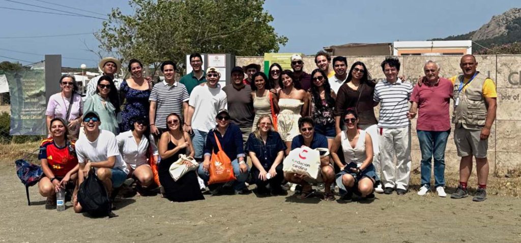 El Programa de Jóvenes Líderes Iberoamericanos realiza una visita a Baelo Claudia con expertos de la UCA