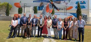 El rector de la UCA visita las instalaciones de Airbus en Cádiz para reforzar la colaboración ent...