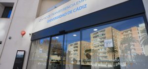 La Universidad de Cádiz impulsa el talento emprendedor con la entrega de los premios Santander X UCA