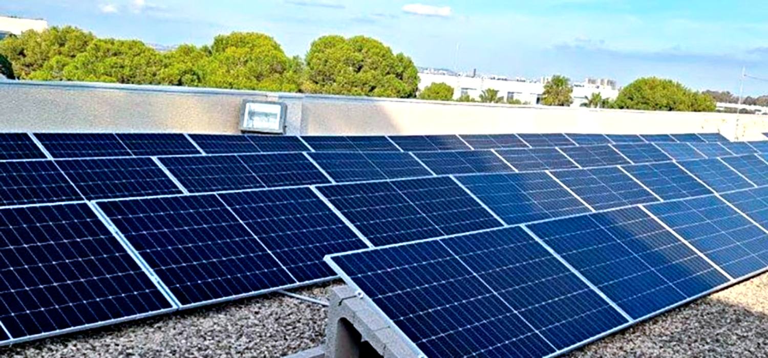 La UCA inscribe su huella de carbono de 2024 en el Registro del Sistema Andaluz de Compensación de Emisiones