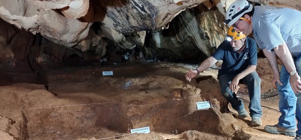Investigadores de la UCA participan en un estudio pionero que recupera ADN humano de paredes con arte rupestre paleolítico