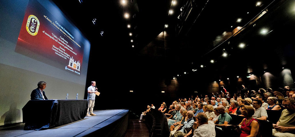 Profesorado de la UCA comparte sus investigaciones en las conferencias del Festival ‘Cádiz, Emporio del Orbe’