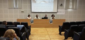 El Congreso Internacional ‘Escrituras puente: poéticas de itinerancia y pertenencia en las litera...