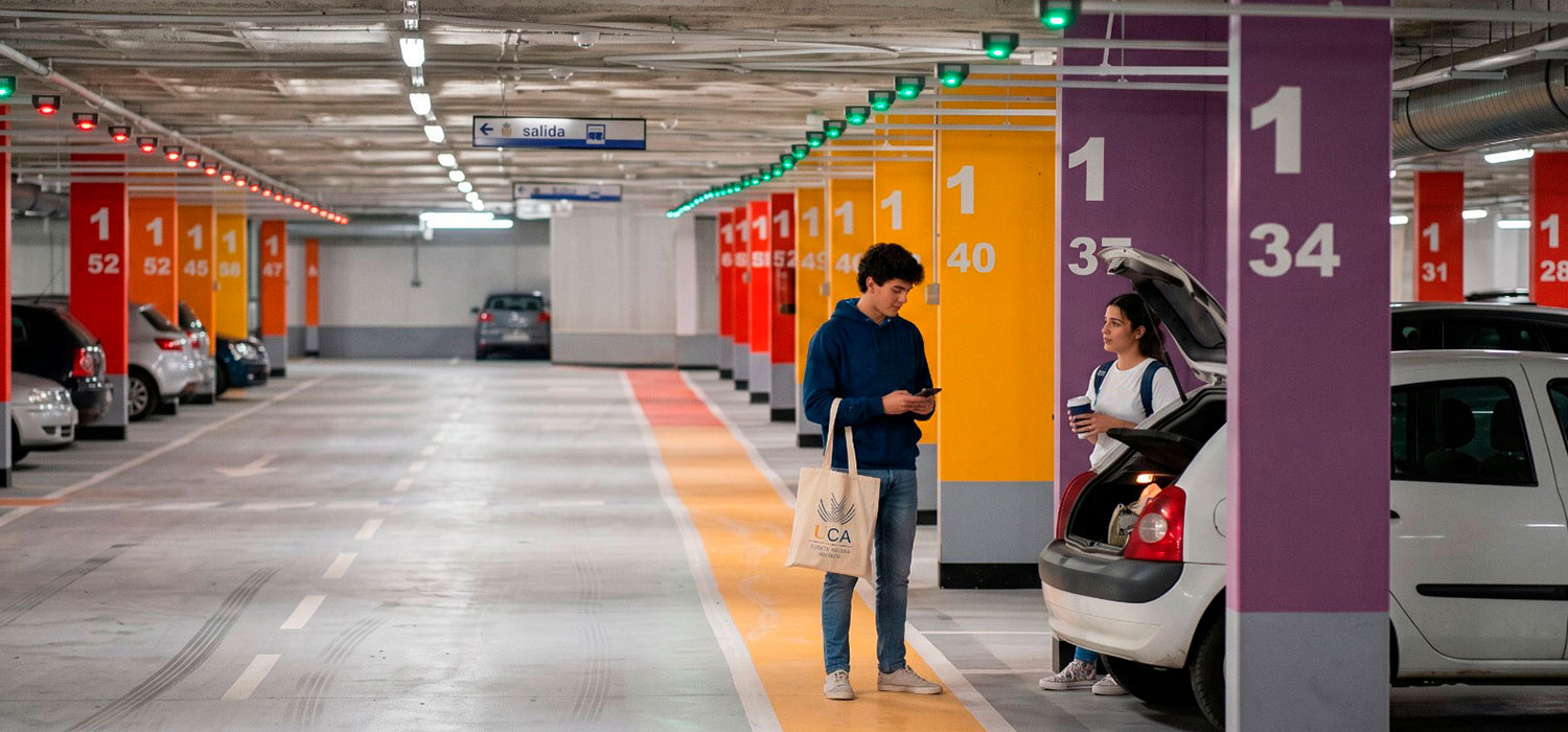 La UCA facilita abonos de aparcamiento bonificados a su alumnado para los parkings de Santa Bárbara y Santa Catalina