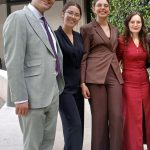 Rubén Atienza Mellado (i), integrante del equipo UCACosta, quien ha recibido una Mención de Honor a la oratoria en las rondas generales de la competición.